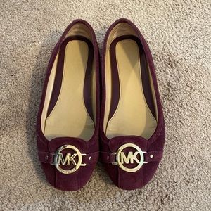 Size 8.5 plum Michael Kors Flats!